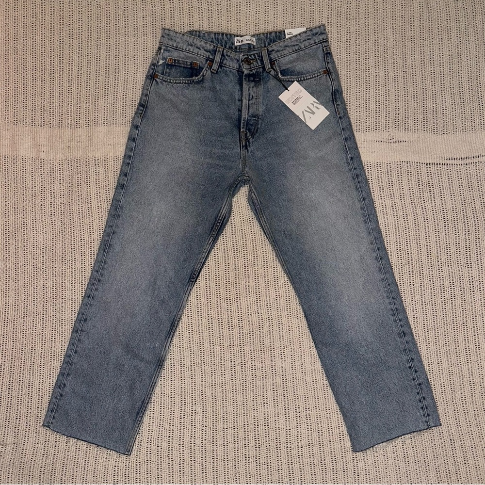 ZARA High Rise Straight Leg Crop Jeans Size 8 NWT